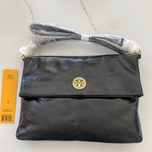 Tory Burch, dena messenger, black, NWT. dustbag